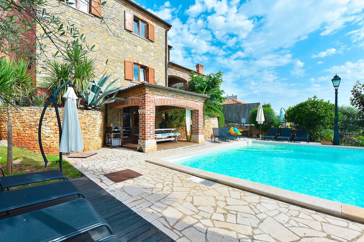 Villa Gloria mit Pool